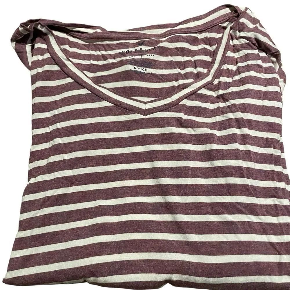 Aeropostale Striped V-Neck T-Shirt soft and sexy T size small